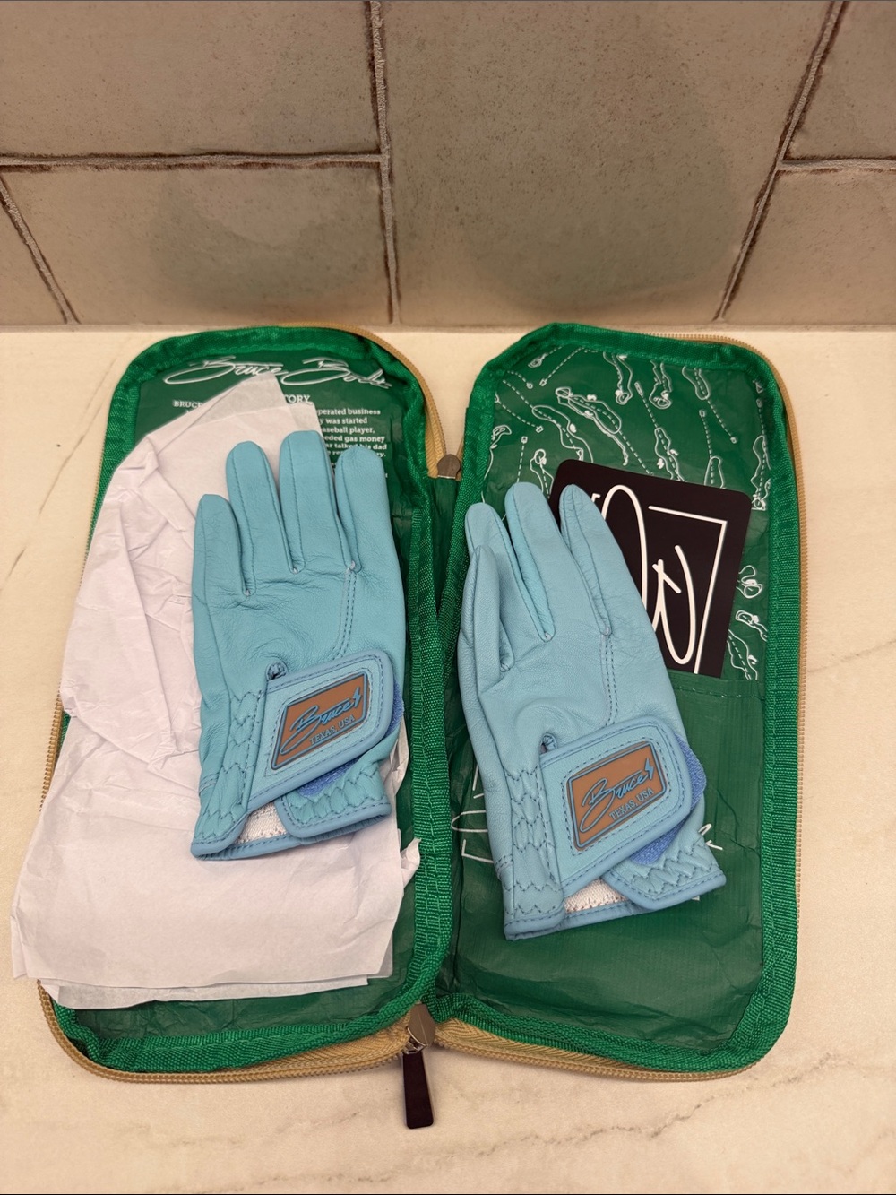 Bruce Bolt Youth Medium Light Blue Leather Driving Gloves